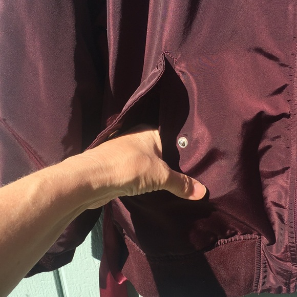 red bomber coat lace ribbon - Picture 3 of 11